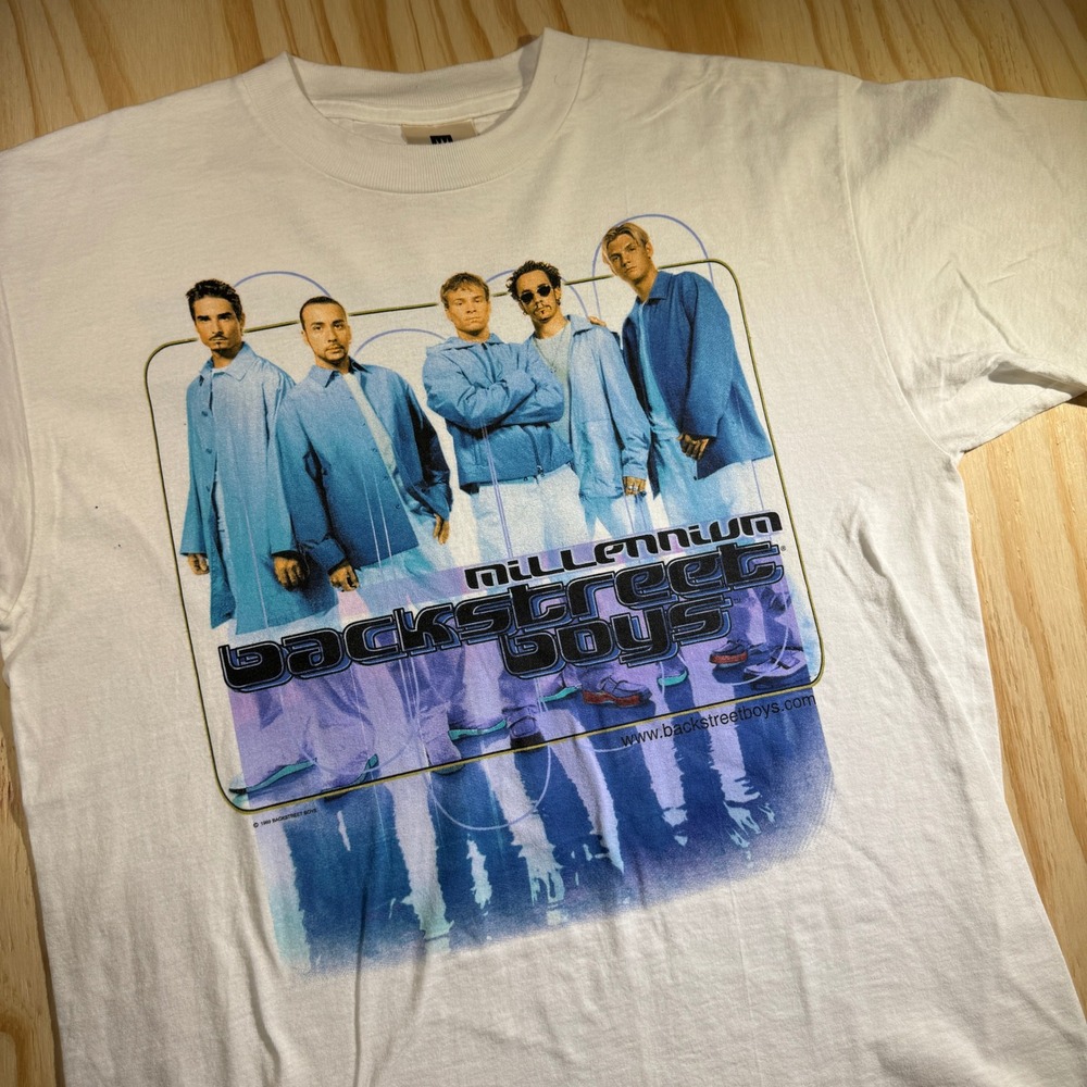 Winterland Men's Vintage Backstreet Boys Millennium Tour Graphic T-Shirt White L
